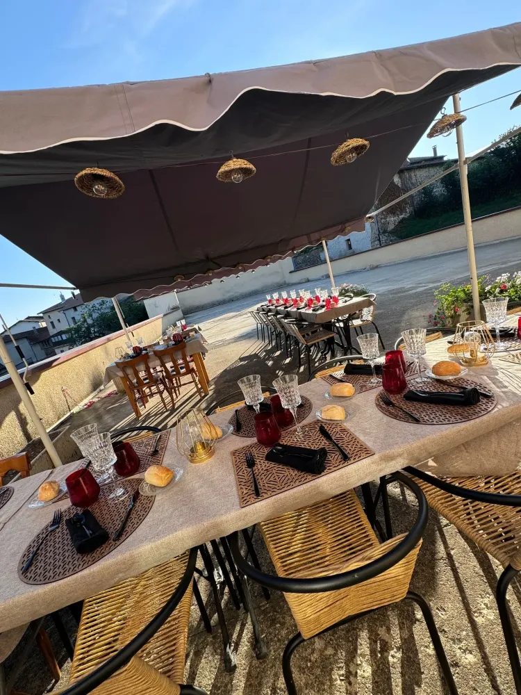 Restaurant traditionnel près de Panissières